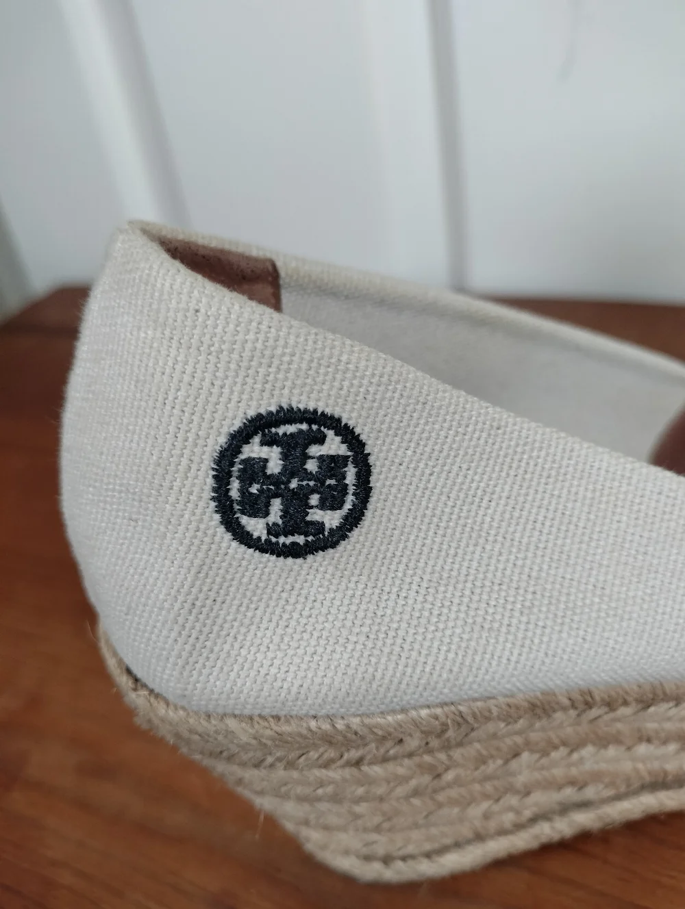 Tory Burch Dory Canvas Espadrille Wedge Sandals Black Cream Peep Toe Spain 8.5 B